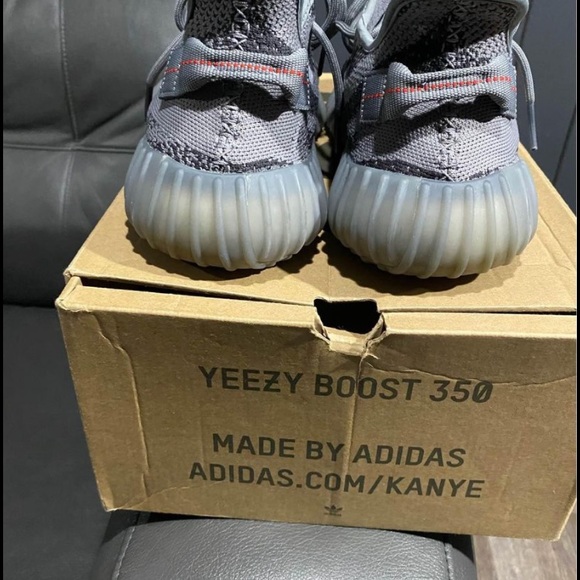 Yeezy belugas 2.0 - Picture 4 of 4